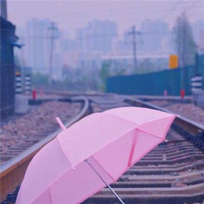 强降雨来袭 途经京广、京九等线路的部分列车限速或停运
